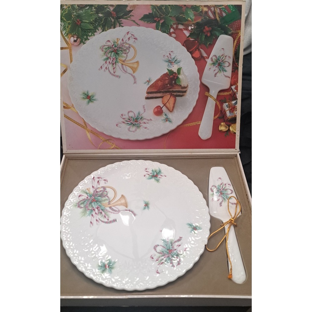 Mikasa Bone China Christmas Cake Plate & Server Set – Holiday Holly – READ